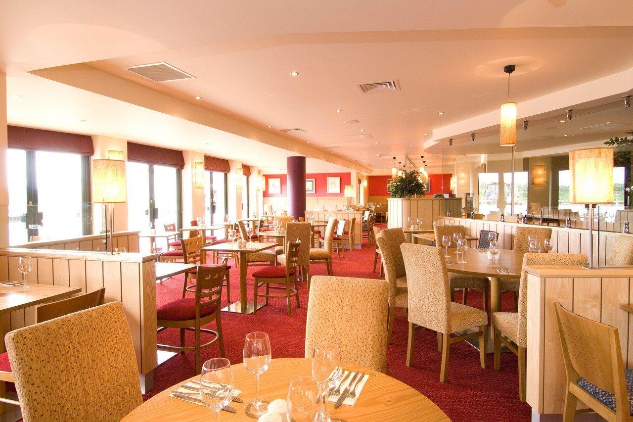 Premier Inn Cambridge Girton  Exterior photo