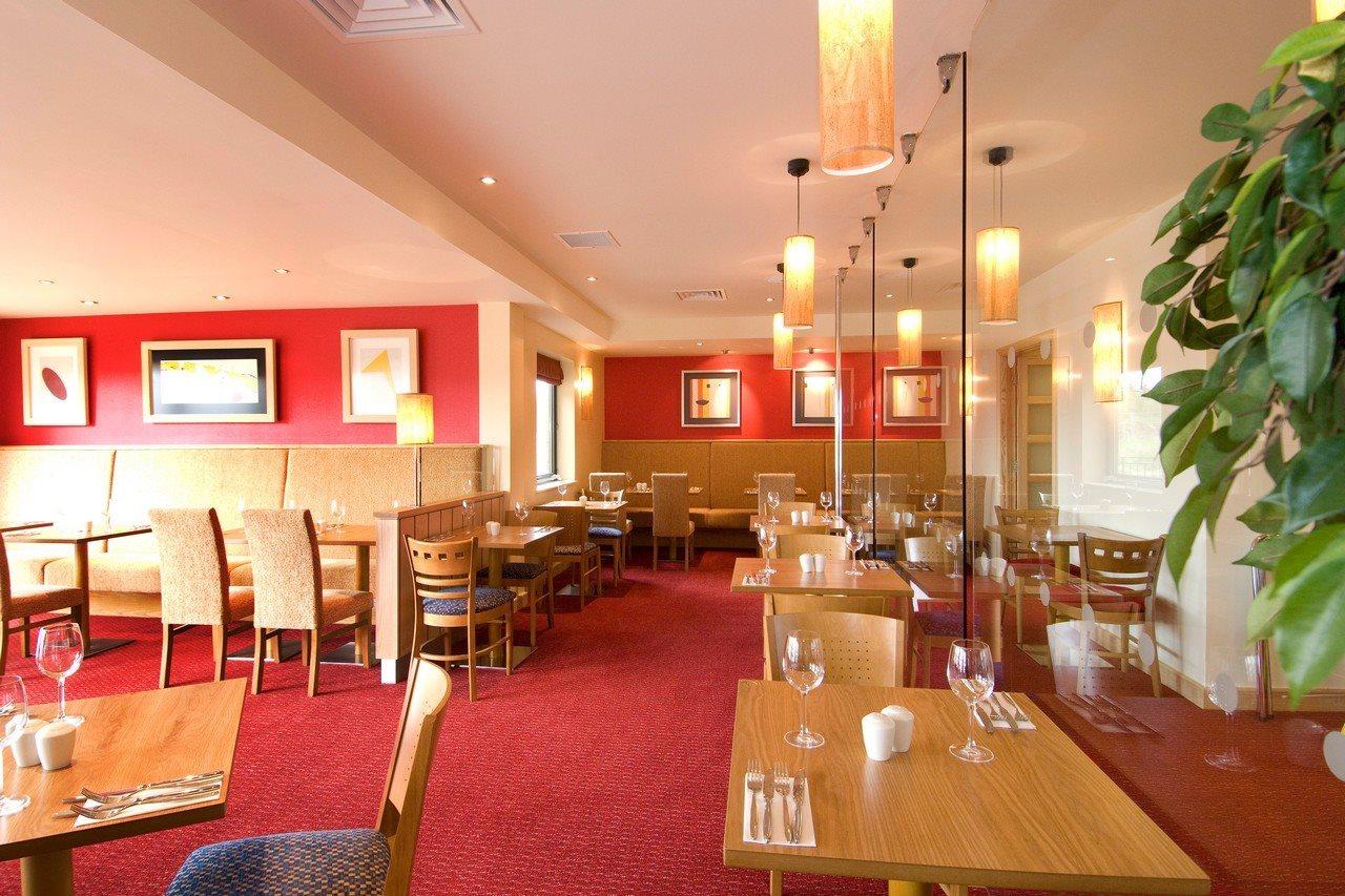 Premier Inn Cambridge Girton  Exterior photo