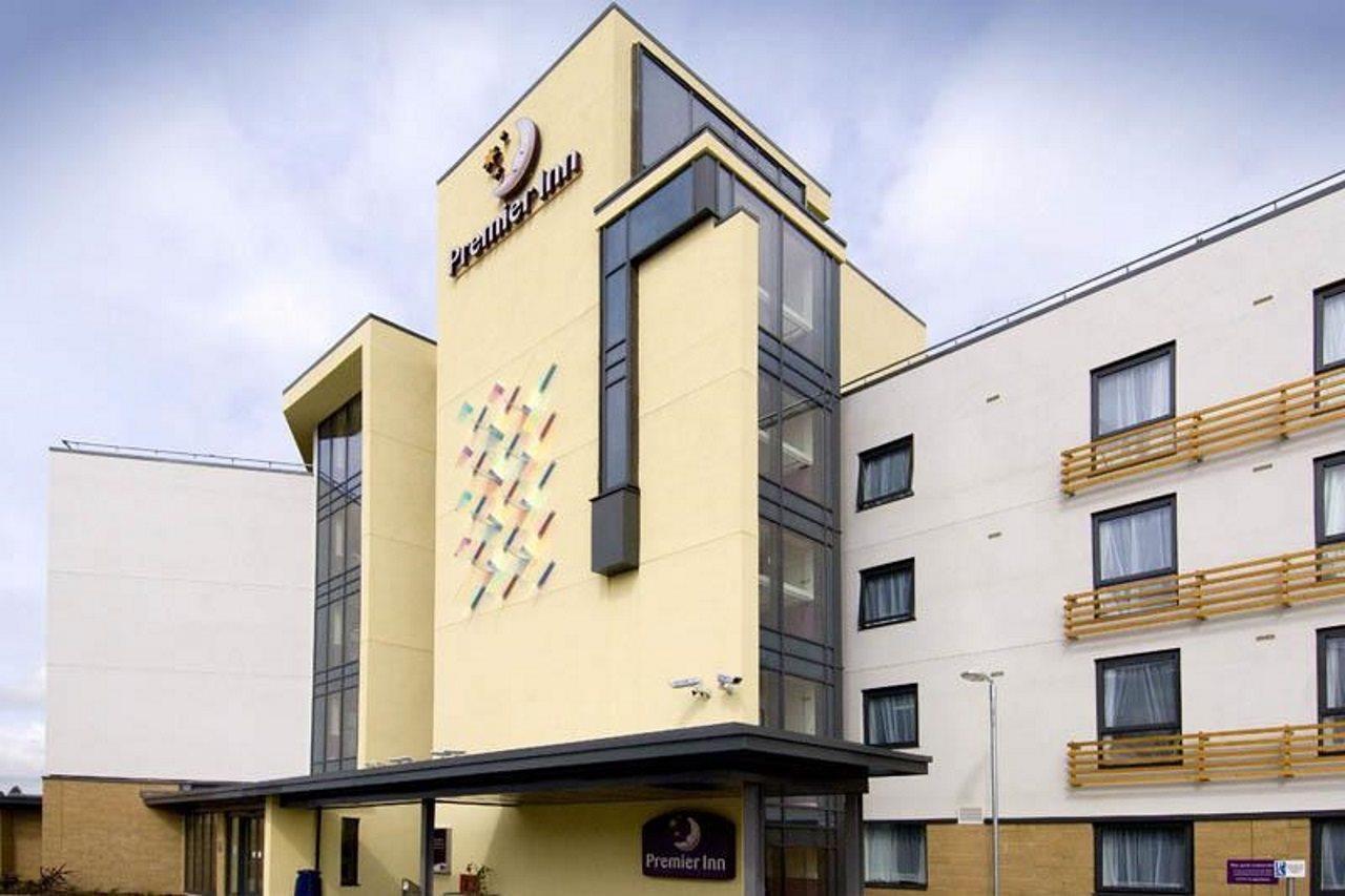 Premier Inn Cambridge Girton  Exterior photo