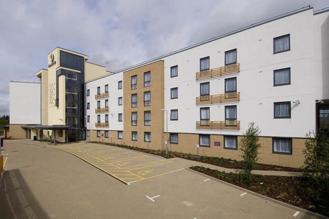 Premier Inn Cambridge Girton  Exterior photo