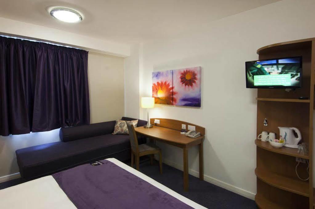 Premier Inn Cambridge Girton  Exterior photo